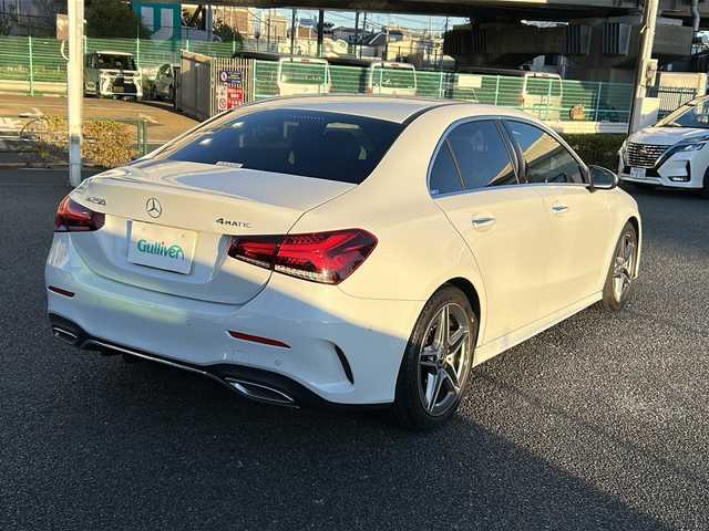 メルセデス・ベンツ Ａ２５０ 4MATIC AMGライン 東京都 2020(令2)年 1.5万km 白 ワンオーナー/メモリナビ/フルセグテレビ/バックカメラ（全方位）/クルーズコントロール/プッシュスタート/フロアマット純正/ETC2/0/パワーシート/LEDヘッドライト（純正）/アルミホイール純正/USB/ターボ/４WD/ドラレコ純正/シートヒーター/Bluetooth