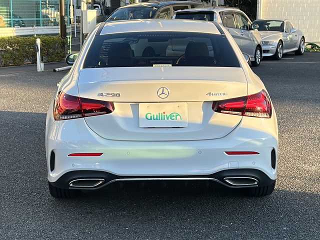 メルセデス・ベンツ Ａ２５０ 4MATIC AMGライン 東京都 2020(令2)年 1.5万km 白 ワンオーナー/メモリナビ/フルセグテレビ/バックカメラ（全方位）/クルーズコントロール/プッシュスタート/フロアマット純正/ETC2/0/パワーシート/LEDヘッドライト（純正）/アルミホイール純正/USB/ターボ/４WD/ドラレコ純正/シートヒーター/Bluetooth
