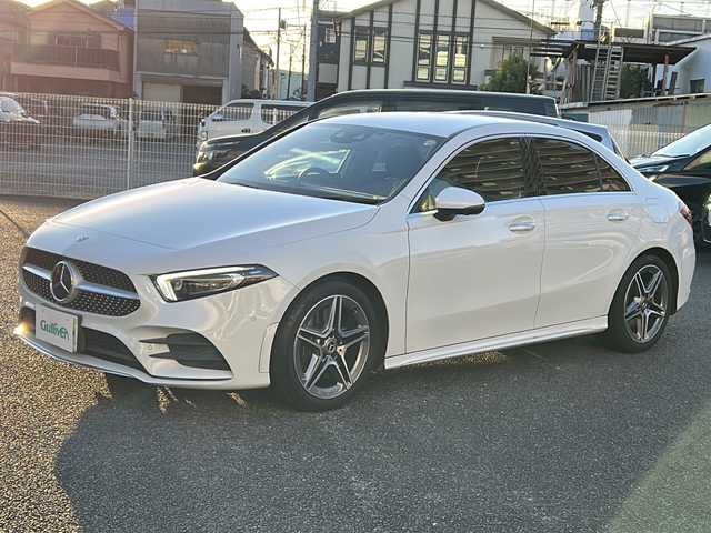 メルセデス・ベンツ Ａ２５０ 4MATIC AMGライン 東京都 2020(令2)年 1.5万km 白 ワンオーナー/メモリナビ/フルセグテレビ/バックカメラ（全方位）/クルーズコントロール/プッシュスタート/フロアマット純正/ETC2/0/パワーシート/LEDヘッドライト（純正）/アルミホイール純正/USB/ターボ/４WD/ドラレコ純正/シートヒーター/Bluetooth