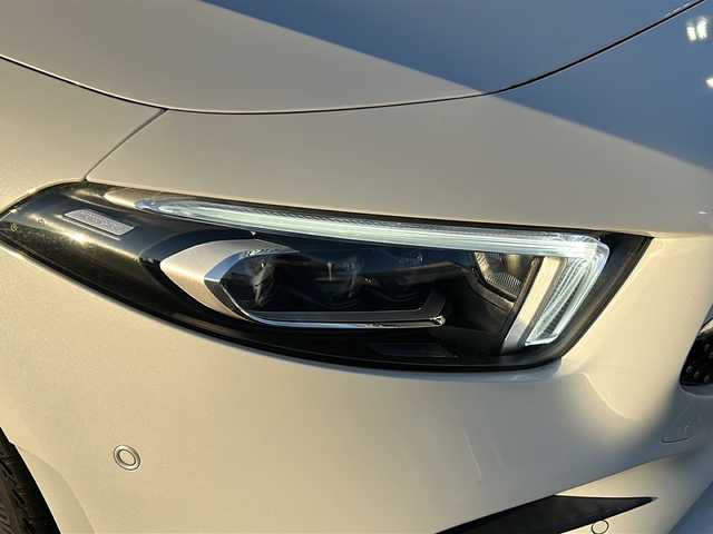 メルセデス・ベンツ Ａ２５０ 4MATIC AMGライン 東京都 2020(令2)年 1.5万km 白 ワンオーナー/メモリナビ/フルセグテレビ/バックカメラ（全方位）/クルーズコントロール/プッシュスタート/フロアマット純正/ETC2/0/パワーシート/LEDヘッドライト（純正）/アルミホイール純正/USB/ターボ/４WD/ドラレコ純正/シートヒーター/Bluetooth