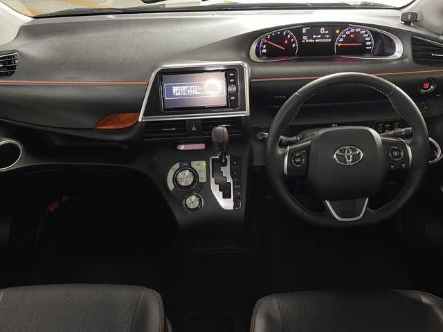 トヨタ シエンタ G クエロ 広島県 2017(平29)年 3.2万km クールボルドーガラスフレーク 純正ナビ　/両側パワースライドドア　/バックカメラ　/フルセグ　/コーナーセンサー　/レーンキープアシスト　/オーハイビーム　/オートライト　/LEDヘッドランプ　/衝突軽減ブレーキ　/フォグランプ　/ETC　/スマートキー/純正15インチアルミキャップ(185/60/R15)/エアバック（運転席/助手席）