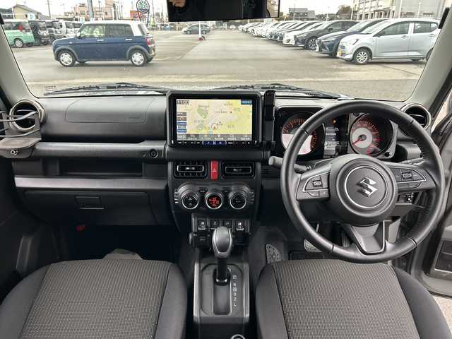 スズキ ジムニー シエラ JC 富山県 2021(令3)年 2.3万km ミディアムグレー 禁煙車/４ＷＤ/車種専用アルパインナビ/型式：X9NXL/【フルセグTV/Bluetooth/CD/DVD/SD/HDMI】/Carplay/AndoroidAuto/アルパインドイブレコーダー前後/プッシュスタート/スマートキー×２/クルーズコントロール/前席シートヒーター/ビルトインＥＴＣ/純正フロアマット/純正アルミホイール/室内LED照明/電動格納ミラー/LEDヘッドライト