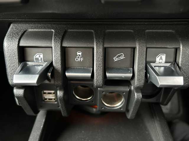 スズキ ジムニー シエラ JC 富山県 2021(令3)年 2.3万km ミディアムグレー 禁煙車/４ＷＤ/車種専用アルパインナビ/型式：X9NXL/【フルセグTV/Bluetooth/CD/DVD/SD/HDMI】/Carplay/AndoroidAuto/アルパインドイブレコーダー前後/プッシュスタート/スマートキー×２/クルーズコントロール/前席シートヒーター/ビルトインＥＴＣ/純正フロアマット/純正アルミホイール/室内LED照明/電動格納ミラー/LEDヘッドライト