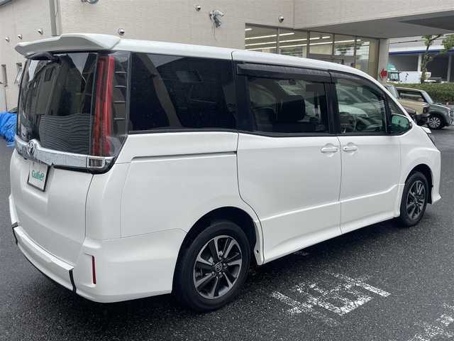 車両画像8