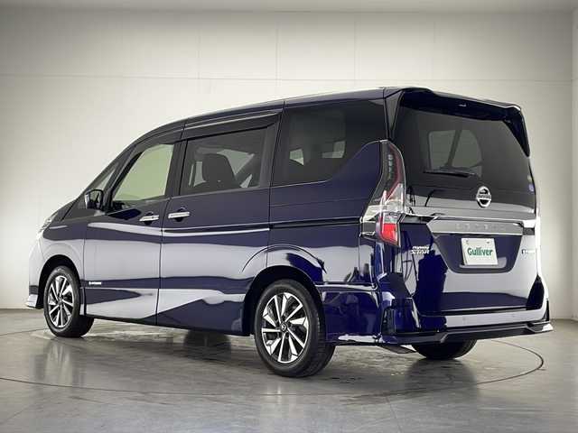日産 セレナ e－パワー ハイウェイスター V 宮崎県 2019(令1)年 2.9万km アズライトブルー プロパイロット/エマ―ジェンシーブレーキ/LDW（車線逸脱警報）/LDP（車線逸脱防止支援）/BSW（後側方車両検知警報）/BSI（後側方衝突防止支援）/クロストラフィックアラート/オートマチックハイビーム/クリアランスソナー/速度標識表示/道路標識表示/インテリジェントパーキングアシスト/純正10インチSDナビ/フルセグTV/CD/DVD/Blu-ray/Bluetooth/アラウンドビューモニター/純正11インチ後席フリップダウンモニター/両側パワースライドドア/ハンズフリーオートスライドドア/シートヒーター/ビルトインETC/LEDヘッドライト/純正ナビ一体型ドライブレコーダー（DJ4-D）/純正16インチAW/スマートキー×２