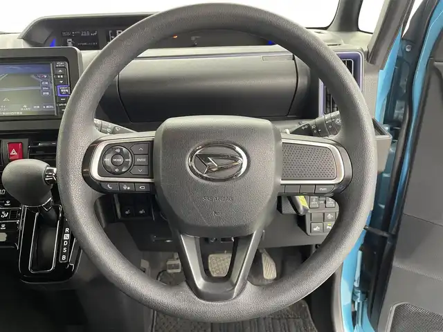ダイハツ タント カスタム X スタイルセレクション 千葉県 2022(令4)年 3.4万km ターコイズブルーマイカメタリック 禁煙車/スマートアシストIII/・衝突回避支援ブレーキ機能/・衝突警報機能/・車線逸脱警報機能/・誤発進抑制制御機能/・先行者発進お知らせ機能/・前後コーナーセンサー/・オートハイビーム/両側パワースライドドア/純正メモリナビ/・型式:NMZK-W71D/・フルセグTV/・Bluetooth/CD/DVD/USB/MSV/アラウンドビューモニター/LEDオートライト/ハーフレザーシート/前席シートヒーター/ロングスライドシート/ミラクルオープンドア/純正14インチアルミホイール/ステアリングスイッチ/アイドリングストップ/プッシュスタート/スマートキー/スペアキー1本/取扱説明書