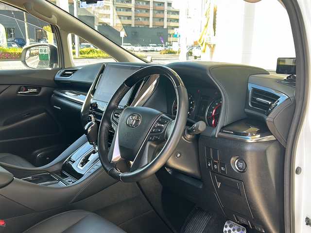 トヨタ アルファード S Cパッケージ 静岡県 2021(令3)年 5.2万km ホワイトパールクリスタルシャイン モデリスタエアロ/モデリスタマフラー/ツインムーンルーフ/T-connect SDナビゲーション/JBLサウンド/フルセグTV/全方位カメラ/純正アルミホイール/ETC/三眼LEDヘッドライト/ドライブレコーダー/デジタルインナーミラー/両側パワースライドドア/黒革シート/シートヒーター/シートベンチレーション/パワーシート/パワーバックドア/トヨタセーフティセンス/レーダークルーズコントロール/プリクラッシュセーフティ/レーントレーシングアシスト/ロードサインアシスト/ハイビームアシスト/ブラインドスポットアシスト/パーキングアシストブレーキ/クリアランスソナー/ステアリングヒーター/パーキングアシスト