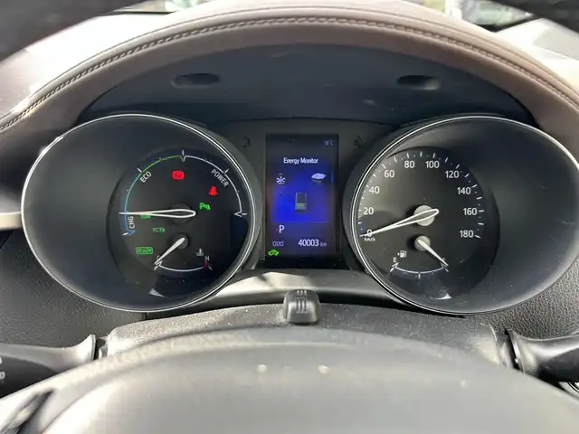 トヨタ Ｃ－ＨＲ G LEDエディション 奈良県 2018(平30)年 4万km ホワイトパールクリスタルシャイン 純正ナビ(NSZT-Y66T)/(AM/FM/CD/DVD/BT/フルセグTV/SD)/TRDフルエアロ/TRD16インチAW/ハーフレザーシート/シートヒーター/バックカメラ/トヨタセーフティセンス/クリアランスソナー/プリクラッシュセーフティ/レーントレーシングアシスト/オートマチックハイビーム/ビルトインETC/クルーズコントロール/オートライト/電動サイドブレーキ/革巻きステアリング/ステアリングスイッチ/横滑り防止装置/前方ドライブレコーダー/プッシュスタート/電格ウインカーミラー/純正フロアマット/純正ドアバイザー