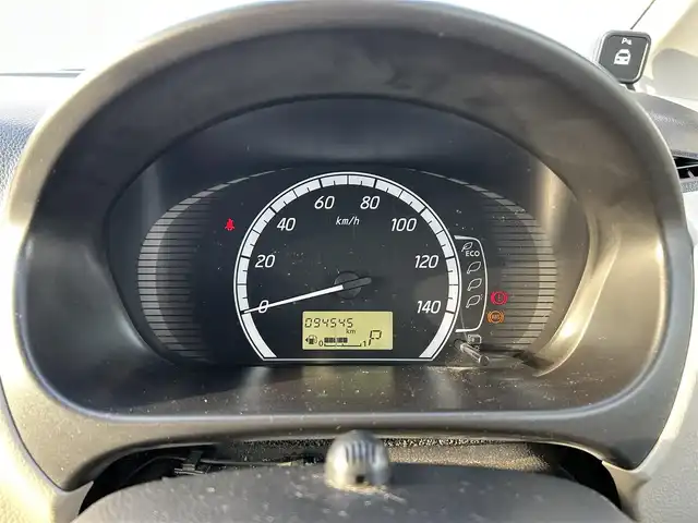 日産 デイズ X 熊本県 2014(平26)年 9.5万km ホワイトパール 純正ナビ/・AM/FM/CD/DVD/BT/USB/iPod/・フルセグTV/全周囲カメラ/・バック/サイド/ETC/前後コーナーセンサー/電動格納ミラー/・ウィンカーミラー/ハロゲンライト/・ヘッドライトレベライザー/アイドリングストップ/純正ドアバイザー/純正フロアマット/プッシュスタート/スマートキー