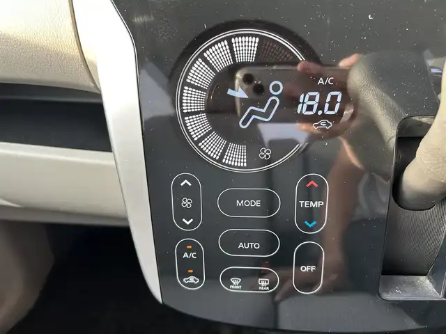 日産 デイズ X 熊本県 2014(平26)年 9.5万km ホワイトパール 純正ナビ/・AM/FM/CD/DVD/BT/USB/iPod/・フルセグTV/全周囲カメラ/・バック/サイド/ETC/前後コーナーセンサー/電動格納ミラー/・ウィンカーミラー/ハロゲンライト/・ヘッドライトレベライザー/アイドリングストップ/純正ドアバイザー/純正フロアマット/プッシュスタート/スマートキー