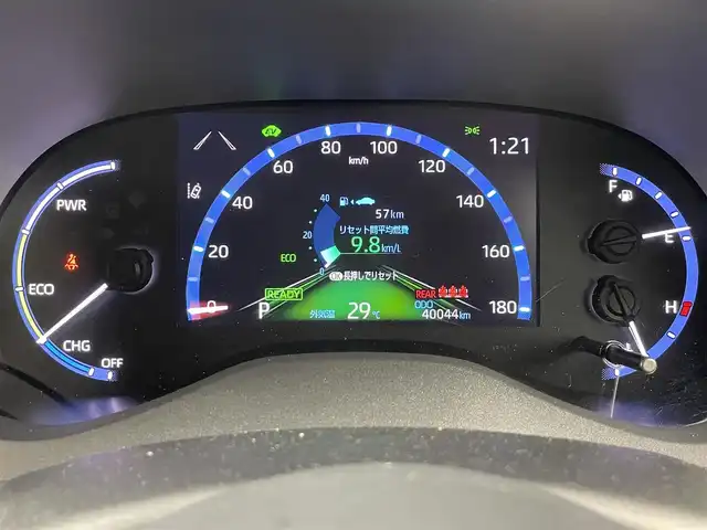 トヨタ ヤリスクロス ハイブリッド Z 大阪府 2021(令3)年 4万km ホワイトパールクリスタルシャイン トヨタセーフティーセンス/　・プリクラッシュセーフティ/　・レーントレーシングアシスト/　・ロードサインアシスト/　・先行車発進告知機能/　・パーキングサポートブレーキ/純正ディスプレイオーディオ（ナビ/Bluetooth）/フルセグTV/パノラミックビューモニター/レーダークルーズコントロール/LEDヘッドライト/フォグランプ/オートマチックハイビーム/ハーフレザーシート/パワーシート/シートヒーター/純正18インチアルミホイール/ブラインドスポットモニター/パワーバックドア/スマートキー/ETC2.0