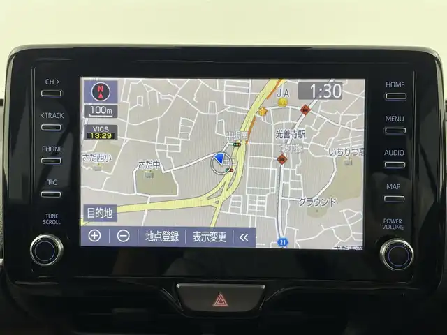 トヨタ ヤリスクロス ハイブリッド Z 大阪府 2021(令3)年 4万km ホワイトパールクリスタルシャイン トヨタセーフティーセンス/　・プリクラッシュセーフティ/　・レーントレーシングアシスト/　・ロードサインアシスト/　・先行車発進告知機能/　・パーキングサポートブレーキ/純正ディスプレイオーディオ（ナビ/Bluetooth）/フルセグTV/パノラミックビューモニター/レーダークルーズコントロール/LEDヘッドライト/フォグランプ/オートマチックハイビーム/ハーフレザーシート/パワーシート/シートヒーター/純正18インチアルミホイール/ブラインドスポットモニター/パワーバックドア/スマートキー/ETC2.0
