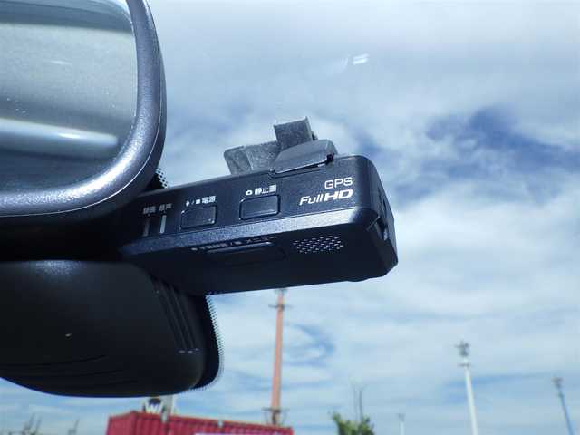 日産 セレナ X 千葉県 2017(平29)年 6.9万km インペリアルアンバーP エマージェンシーブレーキ/両側パワースライドドア/純正SDナビ/地デジTV/【DVD/CD再生機能】/アラウンドビューモニター/ドライブレコーダー/フリップダウンモニター/ETC/コーナーセンサー/ウインカーミラー/インテリジェントキー
