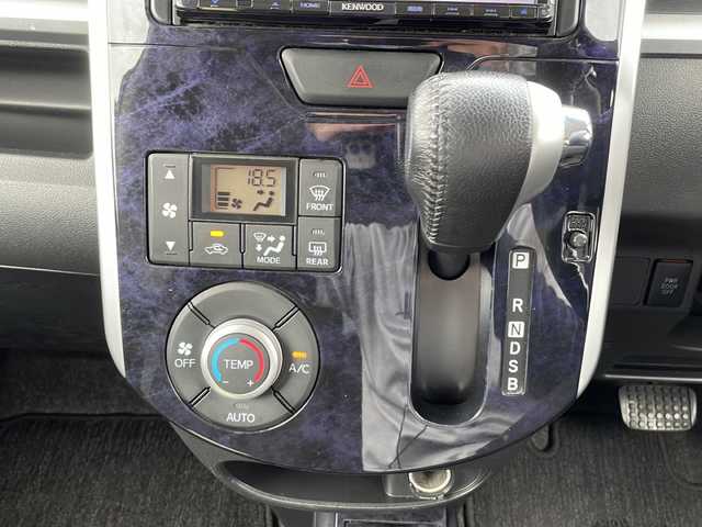 ダイハツ タント カスタム RS トップED SAⅡ 山口県 2016(平28)年 7.5万km ブラックマイカメタリック 社外メモリナビ【MDV-D503】/・DVD再生機能有/・フルセグテレビ/・Bluetooth/両側パワースライドドア/ETC/ドライブレコーダー【DC-DR411】/ハーフレザーシート/純正フロアマット/純正15インチアルミホイール/スマートキー/スペアキー/スマートアシスト/レーンキープアシスト/盗難防止装置