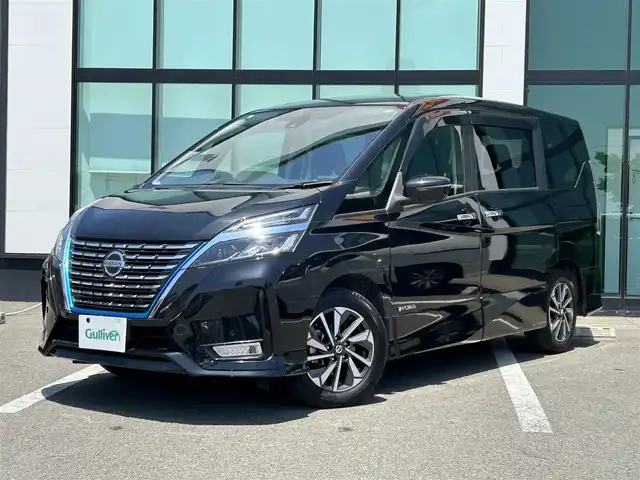 日産 セレナ e－パワー ハイウェイスター V 和歌山県 2020(令2)年 6.6万km ダイヤモンドブラック 純正ナビ/フリップダウンモニター/フルセグTV/アラウンドビューモニター/（BT/CD/DVD)/エマージェンシーブレーキ/プロパイロット/パーキングアシスト/横滑り防止装置/ドライブレコーダー/ビルトインETC/純正フロアマット/純正アルミホイール/LEDヘッドライト/フォグランプ/オートライト
