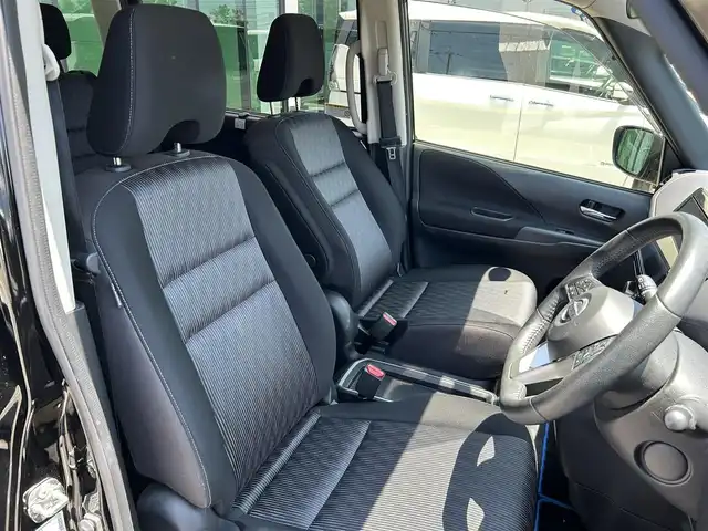 日産 セレナ e－パワー ハイウェイスター V 和歌山県 2020(令2)年 6.6万km ダイヤモンドブラック 純正ナビ/フリップダウンモニター/フルセグTV/アラウンドビューモニター/（BT/CD/DVD)/エマージェンシーブレーキ/プロパイロット/パーキングアシスト/横滑り防止装置/ドライブレコーダー/ビルトインETC/純正フロアマット/純正アルミホイール/LEDヘッドライト/フォグランプ/オートライト