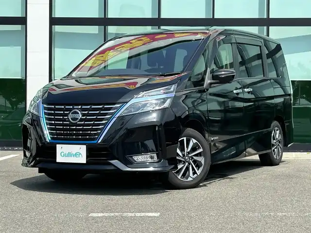 日産 セレナ e－パワー ハイウェイスター V 和歌山県 2020(令2)年 6.6万km ダイヤモンドブラック 純正ナビ/フリップダウンモニター/フルセグTV/アラウンドビューモニター/（BT/CD/DVD)/エマージェンシーブレーキ/プロパイロット/パーキングアシスト/横滑り防止装置/ドライブレコーダー/ビルトインETC/純正フロアマット/純正アルミホイール/LEDヘッドライト/フォグランプ/オートライト