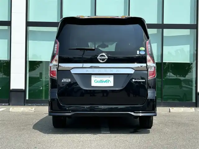 日産 セレナ e－パワー ハイウェイスター V 和歌山県 2020(令2)年 6.6万km ダイヤモンドブラック 純正ナビ/フリップダウンモニター/フルセグTV/アラウンドビューモニター/（BT/CD/DVD)/エマージェンシーブレーキ/プロパイロット/パーキングアシスト/横滑り防止装置/ドライブレコーダー/ビルトインETC/純正フロアマット/純正アルミホイール/LEDヘッドライト/フォグランプ/オートライト