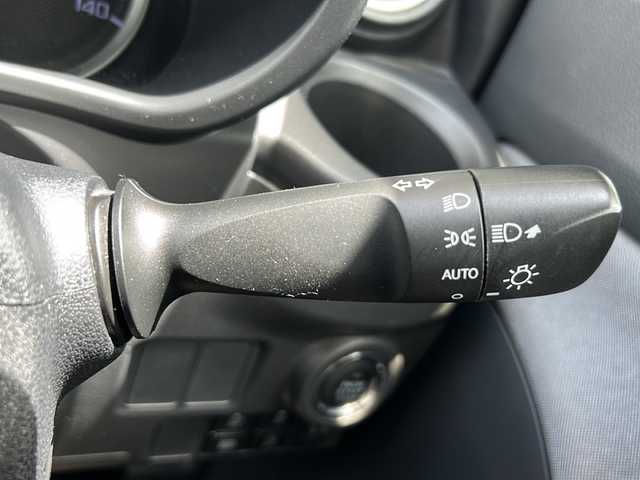 ダイハツ キャスト アクティバ X SAⅢ 静岡県 2018(平30)年 8.2万km レモンスカッシュクリスタルM 社外ディスプレイオーディオ/・CD/・DVD/・Bluetooth/・AM/・FM/主要装備/・スマートアシスト/・衝突軽減/・レーンキープ/・バックカメラ/・前方ドラレコ/・オートライト/・オートハイビーム/・ステアリングスイッチ/・純正フロアマット/・スマートキー/・プッシュスタート