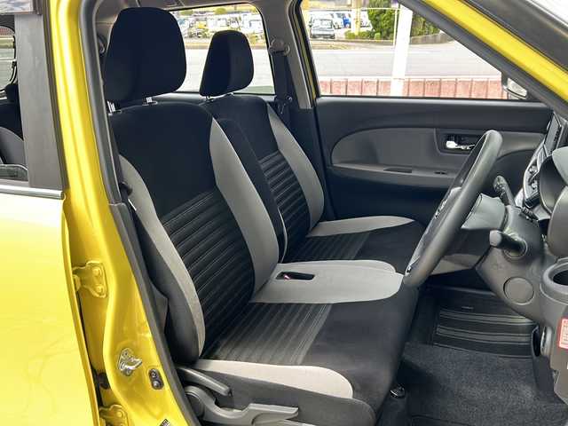 ダイハツ キャスト アクティバ X SAⅢ 静岡県 2018(平30)年 8.2万km レモンスカッシュクリスタルM 社外ディスプレイオーディオ/・CD/・DVD/・Bluetooth/・AM/・FM/主要装備/・スマートアシスト/・衝突軽減/・レーンキープ/・バックカメラ/・前方ドラレコ/・オートライト/・オートハイビーム/・ステアリングスイッチ/・純正フロアマット/・スマートキー/・プッシュスタート