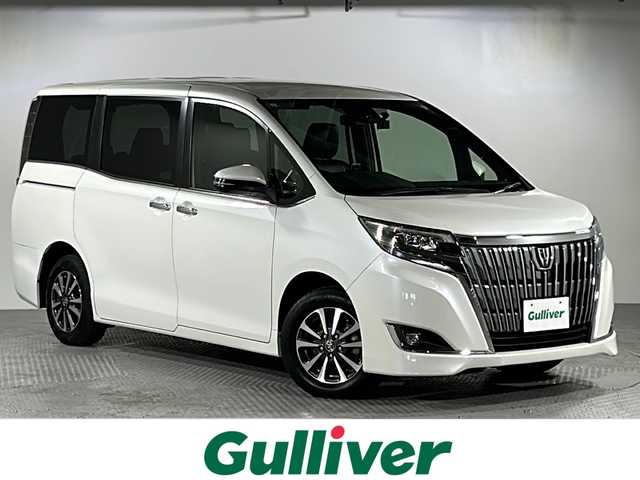 トヨタ エスクァイア Xi 沖縄県 2019(令1)年 3.9万km ホワイトパールクリスタルシャイン 禁煙車/県外仕入れ/スマートキー/両側パワースライド/社外８インチナビ/ＣＤ／ＤＶＤ／ＴＶ/Ｂｌｕｅｔｏｏｔｈ/社外１０．２インチフリップダウン/バックカメラ/社外レザー調シートカバー/トヨタセーフティーセンス/純正１５インチアルミ/前後ドライブレコーダー/LEDヘッドライト/フォグランプ/電動格納ミラー