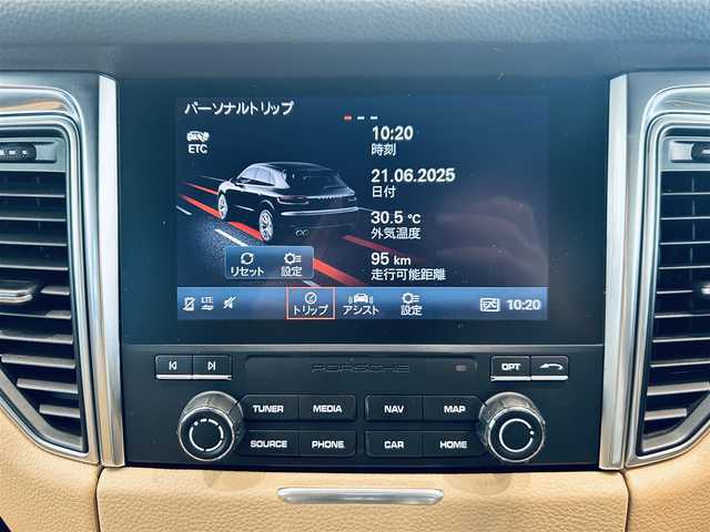 ポルシェ マカン 大阪府 2018(平30)年 5.2万km 黒 ハーフレザー/パワーシート/シートヒーター/純正ナビ/TV/バックカメラ/純正19インチAW/電動リアゲート/ETC/デジタルインナーミラー/クリアランスソナー