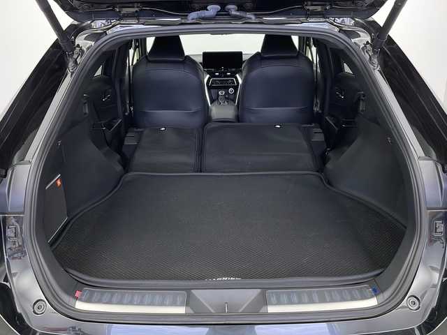 トヨタ ハリアー Z 新潟県 2023(令5)年 1.7万km プレシャスブラックパール 純正メーカーOPナビ/プリクラッシュセーフティ/レーダークルーズコントロール/レーンキープアシスト/ハーフレザー/パノラミックビューモニター/デジタルインナーミラー/パワーバックドア/ブラインドスポットモニター/ETC/オートライト/オートハイビーム/LEDヘッドライト/パワーシート