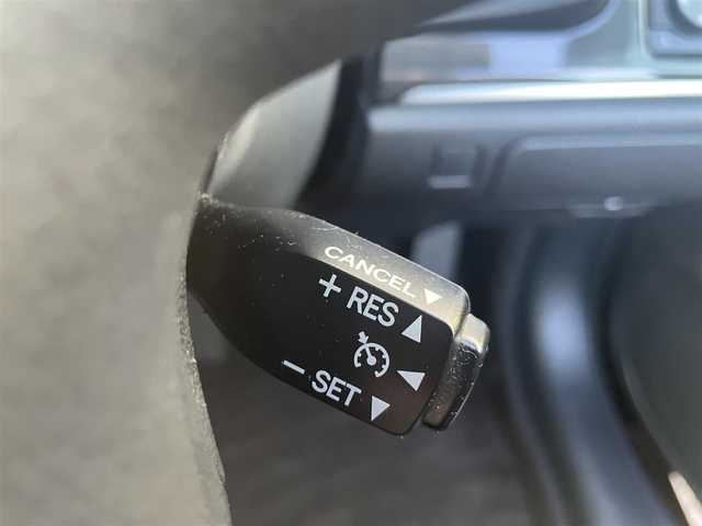 トヨタ クラウン ハイブリッド アスリートS 熊本県 2013(平25)年 7.7万km プレシャスブラックパール 純正HDDナビＤＴＶ/・AM/FM/CD/DVD/USB/BT/・フルセグTV/バックカメラ/クリアランスソナー/横滑り防止機能/クルーズコントロール/前後コーナーセンサー/革巻きステアリング/・ステアリングリモコン/・ステアリングヒーター/オートライト/・HIDライト/・フォグランプ/ビルトインETC/レザーシート/・D/N席パワーシート/・D/N席シートヒーター/・D/N席エアーシート/リアサンシェード/電動格納ミラー/・ウィンカーミラー/ドアバイザー/純正フロアマット/純正アルミホイール/スマートキー