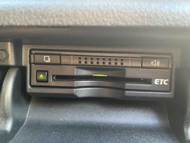 トヨタ クラウン ハイブリッド アスリートS 熊本県 2013(平25)年 7.7万km プレシャスブラックパール 純正HDDナビＤＴＶ/・AM/FM/CD/DVD/USB/BT/・フルセグTV/バックカメラ/クリアランスソナー/横滑り防止機能/クルーズコントロール/前後コーナーセンサー/革巻きステアリング/・ステアリングリモコン/・ステアリングヒーター/オートライト/・HIDライト/・フォグランプ/ビルトインETC/レザーシート/・D/N席パワーシート/・D/N席シートヒーター/・D/N席エアーシート/リアサンシェード/電動格納ミラー/・ウィンカーミラー/ドアバイザー/純正フロアマット/純正アルミホイール/スマートキー