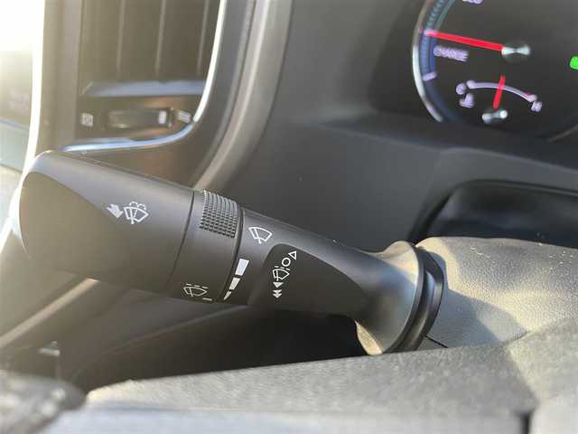 トヨタ クラウン ハイブリッド アスリートS 熊本県 2013(平25)年 7.7万km プレシャスブラックパール 純正HDDナビＤＴＶ/・AM/FM/CD/DVD/USB/BT/・フルセグTV/バックカメラ/クリアランスソナー/横滑り防止機能/クルーズコントロール/前後コーナーセンサー/革巻きステアリング/・ステアリングリモコン/・ステアリングヒーター/オートライト/・HIDライト/・フォグランプ/ビルトインETC/レザーシート/・D/N席パワーシート/・D/N席シートヒーター/・D/N席エアーシート/リアサンシェード/電動格納ミラー/・ウィンカーミラー/ドアバイザー/純正フロアマット/純正アルミホイール/スマートキー