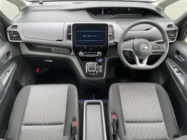 日産 セレナ e－パワー HWS V アーバンクロム 滋賀県 2021(令3)年 3.4万km ブリリアントホワイトパール 純正9インチナビ/(CD/DVD/Bluetooth/フルセグTV)/プロパイロット/アラウンドビューモニター/デジタルインナーミラー/レーダークルーズコントロール/電動格納ミラー/両側パワースライドドア/クリアランスソナー/ビルトインETC/フリップダウンモニター/ドライブレコーダー(SDなし)/ステアリングスイッチ/電動パーキングブレーキ/オートブレーキホールド/オートライト/プッシュスタート/スマートキー/純正16インチアルミホイール