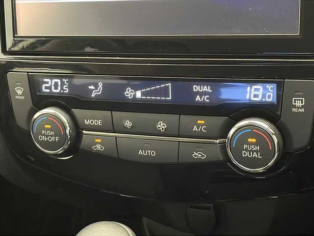 日産 エクストレイル ハイブリッド 20Xi 千葉県 2018(平30)年 2.8万km ブリリアントシルバー 純正9インチSDナビ/フルセグテレビ/USB/AUX接続/ETC/デジタルインナーミラー/電動パーキングブレーキ/ブレーキホールド/プロパイロット/ハンドル支援/後側方車両検知警報/エマージェンシーブレーキ/前後コーナーセンサー/全席シートヒーター/左右分離オートエアコン/LEDヘッドライト/オートライト/フロントフォグランプ/純正フロアマット/純正17インチアルミホイール/プッシュスタート/スマートキー/ルーフレール