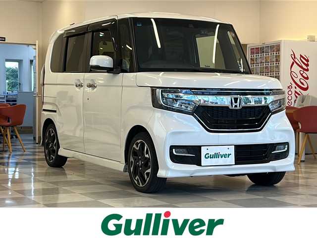 ホンダ Ｎ ＢＯＸ カスタム G L ターボ ホンダセンシング 岐阜県 2020(令2)年 6.2万km プラチナホワイトパール 純正8インチナビゲーション/バックモニター/フルセグテレビ/Bluetooth/CD・DVD再生/ETC/前後ドライブレコーダー/ホンダセンシング/追従クルーズコントロール/車線逸脱防止/両側パワースライドドア/スマートキー/プッシュスタート/スペアキー/オートエアコン/ハーフレザーシート/前席シートヒーター/LEDヘッドライト/オートライト/純正フロアマット/純正アルミホイール