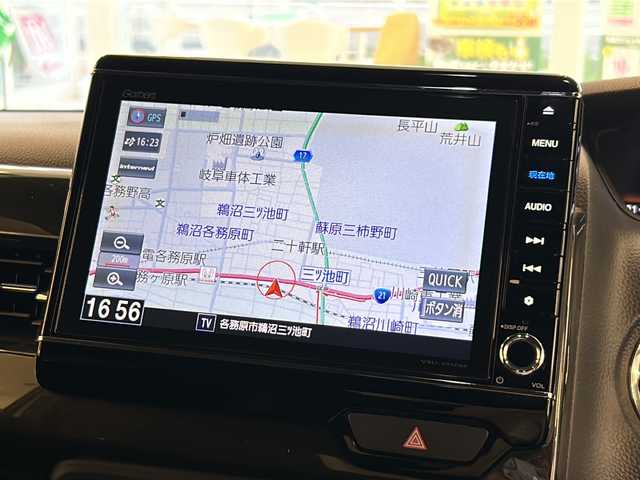 ホンダ Ｎ ＢＯＸ カスタム G L ターボ ホンダセンシング 岐阜県 2020(令2)年 6.2万km プラチナホワイトパール 純正8インチナビゲーション/バックモニター/フルセグテレビ/Bluetooth/CD・DVD再生/ETC/前後ドライブレコーダー/ホンダセンシング/追従クルーズコントロール/車線逸脱防止/両側パワースライドドア/スマートキー/プッシュスタート/スペアキー/オートエアコン/ハーフレザーシート/前席シートヒーター/LEDヘッドライト/オートライト/純正フロアマット/純正アルミホイール