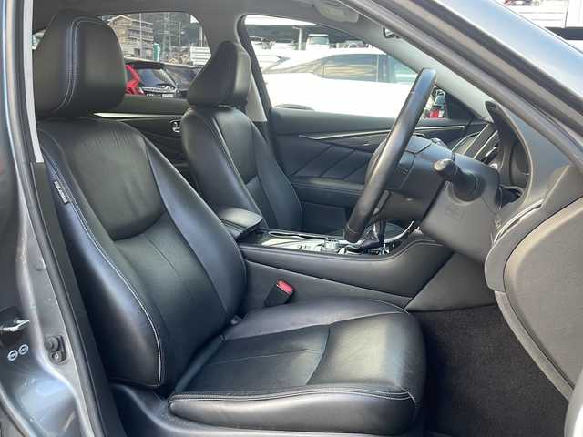 日産 スカイライン 200GT－t タイプP 広島県 2017(平29)年 7.3万km ダークメタルグレー 純正ナビ/Bluetooth/CD/DVD/USB/フルセグTV/アランドビューカメラ/ビルトインETC/前後ドライブレコーダー/レザーシート/シートヒーター/パワーシート/アダプティブクルーズコントロール/LEDオートライト/フォグランプ/純正17インチアルミホイール/純正フロアマット/ドアバイザー/スマートキー/ABS/レーンキープアシスト/横滑り防止装置/衝突被害軽減ブレーキ