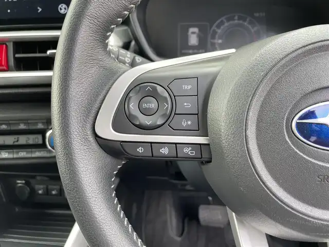 スバル レックス Z 群馬県 2023(令5)年 1.7万km シャイニングホワイトパール ワンオーナー/スマートアシスト/・衝突回避支援ブレーキ/・衝突警報/・前方後方誤発進抑制機能/・コーナーセンサー/・ふらつき警報/・全車速追従クルーズコントロール/・車線逸脱警報/・ブラインドスポットモニター/・リヤクロストラフィックアラート/・ハイビームアシスト/・シーケンシャルウィンカー/・サイドビューランプ/純正ディスプレイオーディオ/　（Bluetooth フルセグ USB Ipod　androidauto　　AppleCarplay AM FM )/全方位カメラ/バックカメラ/HDMI/前席シートヒーター/ビルトインETC/アイドリングストップ/ウィンカーミラー/横滑り防止/純正フロアマット/LEDヘッドランプ/オートライト/革巻きステアリング/ステアリングスイッチ/取扱説明書