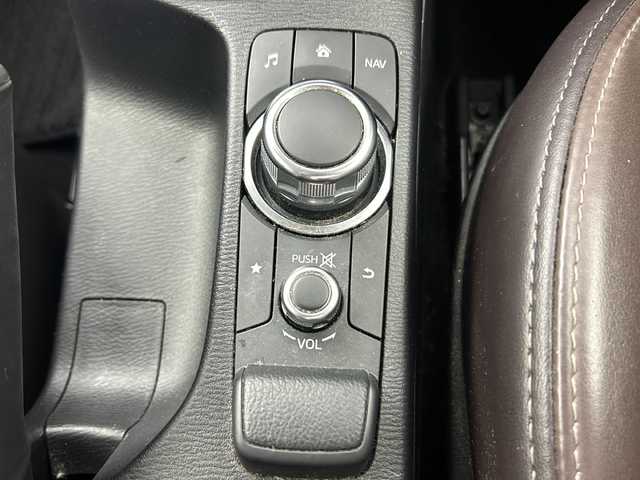 マツダ ＣＸ－３ XD ノーブル ブラウン 大阪府 2016(平28)年 3.9万km マシーングレープレミアムM 純正ナビ/・フルセグTV/・Bluetooth/・CD/DVD/・USB接続/BOSEサウンドシステム/ヘッドアップディスプレイ(HUD)/茶ハーフレザーシート/シートヒーター/ステアリングヒーター/レーダークルーズコントロール/衝突軽減システム/車線逸脱防止機能/バックソナー/バックカメラ/純正18インチアルミホイール/ETC2.0