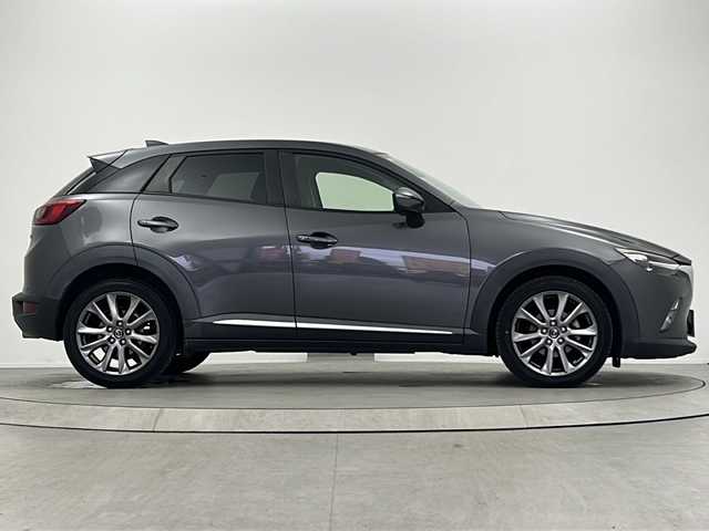 マツダ ＣＸ－３ XD ノーブル ブラウン 大阪府 2016(平28)年 3.9万km マシーングレープレミアムM 純正ナビ/・フルセグTV/・Bluetooth/・CD/DVD/・USB接続/BOSEサウンドシステム/ヘッドアップディスプレイ(HUD)/茶ハーフレザーシート/シートヒーター/ステアリングヒーター/レーダークルーズコントロール/衝突軽減システム/車線逸脱防止機能/バックソナー/バックカメラ/純正18インチアルミホイール/ETC2.0