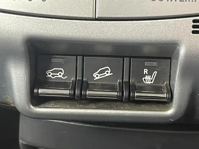 スズキ ハスラー G 道央・札幌 2016(平28)年 3.2万km アクティブイエロー/ブラック2トーンルーフ ・ワンオーナー/・４WD/・社外メモリナビ/・CD/DVD/BT/フルセグ/USB/SD/iPod/・バックカメラ/・純正エンジンスターター/・衝突軽減ブレーキ/・横滑り防止装置/・アイドリングストップ/・シートヒーター/・ダウンヒルアシストコントロール/・ハロゲンヘッドライト/・純正スチールホイール/・オートエアコン/・ドアバイザー/・純正フロアマット/・保証書/・プッシュスタート/・スマートキー