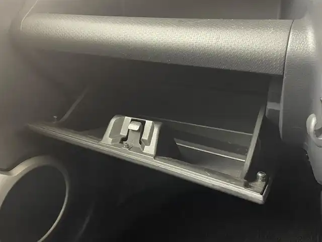 スズキ ハスラー G 道央・札幌 2016(平28)年 3.2万km アクティブイエロー/ブラック2トーンルーフ ・ワンオーナー/・４WD/・社外メモリナビ/・CD/DVD/BT/フルセグ/USB/SD/iPod/・バックカメラ/・純正エンジンスターター/・衝突軽減ブレーキ/・横滑り防止装置/・アイドリングストップ/・シートヒーター/・ダウンヒルアシストコントロール/・ハロゲンヘッドライト/・純正スチールホイール/・オートエアコン/・ドアバイザー/・純正フロアマット/・保証書/・プッシュスタート/・スマートキー