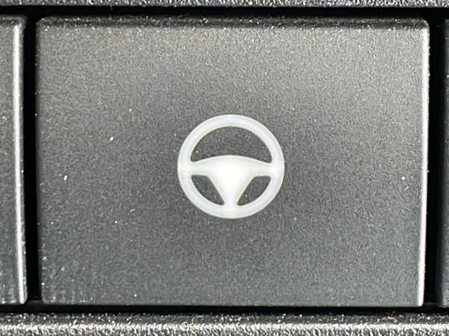 日産 セレナ オーテック 道北・旭川 2023(令5)年 4.2万km 青Ⅱ /4WD//禁煙車//ワンオーナー//純正エアロ//純正12.3型ディスプレイオーディオナビ機能付き//アラウンドビューモニター//インテリジェントルームミラー//プロパイロット//エマージェンシーブレーキ//レーンキープアシスト//レーダークルーズコントロール//誤発進抑制//ハンドル支援//BSI/BSW//アイドリングストップ//コーナーセンサー//両側ハンズフリーパワースライドドア//3列目スライドシート//2列目超ロングスライド/横スライドシート//シートバックテーブル//AUTECH刺繍付ブルーアクセントブラック合皮シート//前席2列目シートヒーター//ステアリングヒーター//デジタルメーター/7インチカラーディスプレイ//オートハイビーム//オートライト//LEDヘッドライト//フォグライト//リアフォグ//LEDシグネチャーランプ//ワイヤレス充電//前後ドライブレコーダー//ビルトインETC2.0//サンシェード//純正フロアマット//ドアバイザー//フロントデアイサー//ミラーヒーター//スイッチタイプ電制シフト/カラー番号【XGT】カスピアンブルー/ダイヤモンドブラックルーフ