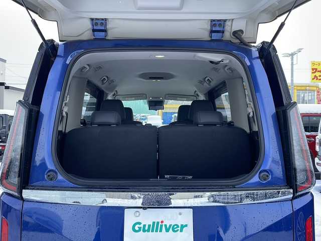 日産 セレナ オーテック 道北・旭川 2023(令5)年 4.2万km 青Ⅱ /4WD//禁煙車//ワンオーナー//純正エアロ//純正12.3型ディスプレイオーディオナビ機能付き//アラウンドビューモニター//インテリジェントルームミラー//プロパイロット//エマージェンシーブレーキ//レーンキープアシスト//レーダークルーズコントロール//誤発進抑制//ハンドル支援//BSI/BSW//アイドリングストップ//コーナーセンサー//両側ハンズフリーパワースライドドア//3列目スライドシート//2列目超ロングスライド/横スライドシート//シートバックテーブル//AUTECH刺繍付ブルーアクセントブラック合皮シート//前席2列目シートヒーター//ステアリングヒーター//デジタルメーター/7インチカラーディスプレイ//オートハイビーム//オートライト//LEDヘッドライト//フォグライト//リアフォグ//LEDシグネチャーランプ//ワイヤレス充電//前後ドライブレコーダー//ビルトインETC2.0//サンシェード//純正フロアマット//ドアバイザー//フロントデアイサー//ミラーヒーター//スイッチタイプ電制シフト/カラー番号【XGT】カスピアンブルー/ダイヤモンドブラックルーフ