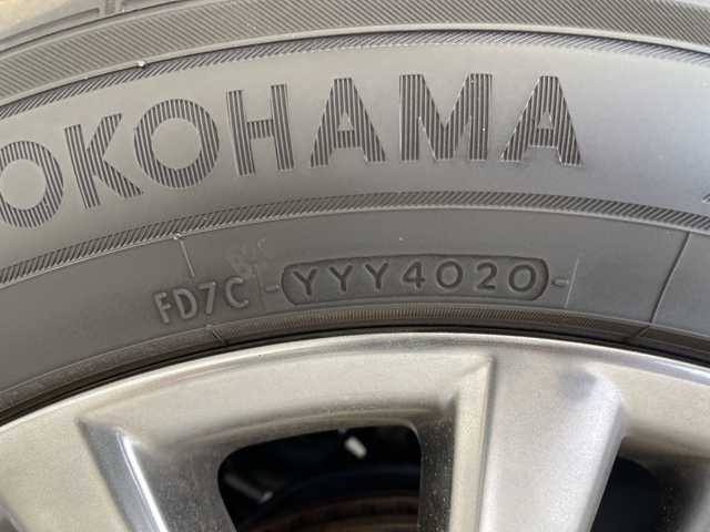 トヨタ ハリアー プレミアム 愛知県 2016(平28)年 4.4万km ホワイトパールクリスタルシャイン 純正ナビ/クルーズコントロール/バックカメラ/電動リアゲート/パワーシート/純正アルミホイール/LEDヘッドライト/オートマチックハイビーム/ETC/フルセグ/CD DVD/Bluetooth/ステアリングスイッチ/スマートキー/プッシュスタート