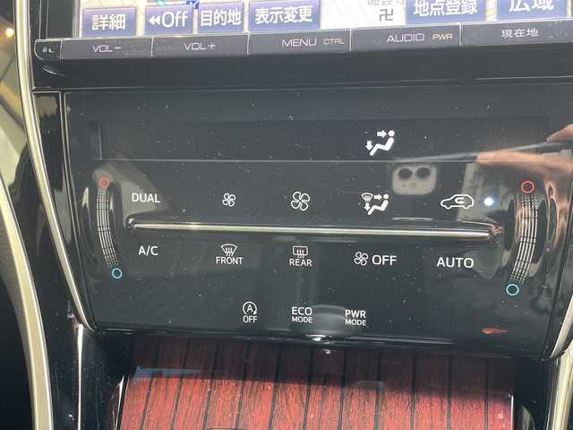 トヨタ ハリアー プレミアム 愛知県 2016(平28)年 4.4万km ホワイトパールクリスタルシャイン 純正ナビ/クルーズコントロール/バックカメラ/電動リアゲート/パワーシート/純正アルミホイール/LEDヘッドライト/オートマチックハイビーム/ETC/フルセグ/CD DVD/Bluetooth/ステアリングスイッチ/スマートキー/プッシュスタート