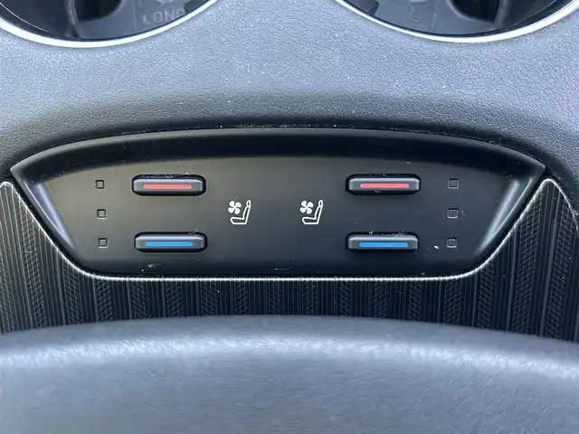 トヨタ ハリアー ハイブリッド Z レザーパッケージ 岡山県 2021(令3)年 7万km プレシャスブラックパール 登録時走行距離69650km/パノラマルーフ/モデリスタフルエアロ/JBLプレミアムサウンド/純正12.3インチナビ/フルセグTV(AM/FM/Bluetooth)/全方位カメラ/ビルトインETC2.0/デジタルインナーミラー/ヘッドアップディスプレイ/トヨタセーフティセンス/・ブラインドスポットモニター/・プリクラッシュセーフティ/・レーダークルーズコントロール/・レーンディバーチャーアラート/D/N席シートヒーター/D/N席ベンチレーション/ステアリングヒーター/クリアランスソナー/横滑り防止装置/アイドリングストップ/パワーバックドア/19インチ純正AW/純正フロアマット/本革シート/D+N席パワーシート