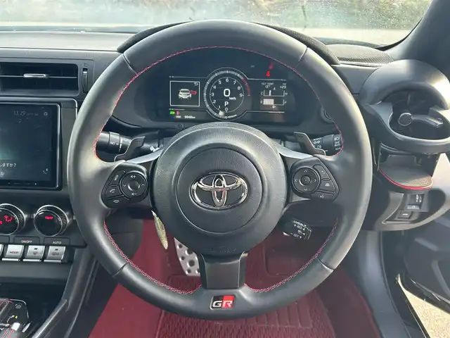 トヨタ ＧＲ８６ RZ 富山県 2023(令5)年 0.6万km クリスタルブラックシリカ ワンオーナー／/純正ナビ／/フルセグＴＶ／/Ｂｌｕｅｔｏｏｔｈ／/ＤＶＤ再生／/バックカメラ／/レーダークルーズコントロール／/シートヒーター／/専用ハーフレザーシート／/ＥＴＣ／/ＬＥＤオートライト／/ＬＥＤフォグライト