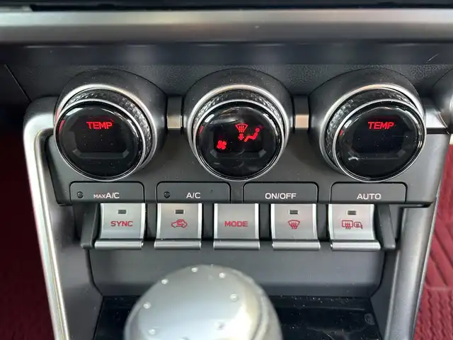 トヨタ ＧＲ８６ RZ 富山県 2023(令5)年 0.6万km クリスタルブラックシリカ ワンオーナー／/純正ナビ／/フルセグＴＶ／/Ｂｌｕｅｔｏｏｔｈ／/ＤＶＤ再生／/バックカメラ／/レーダークルーズコントロール／/シートヒーター／/専用ハーフレザーシート／/ＥＴＣ／/ＬＥＤオートライト／/ＬＥＤフォグライト