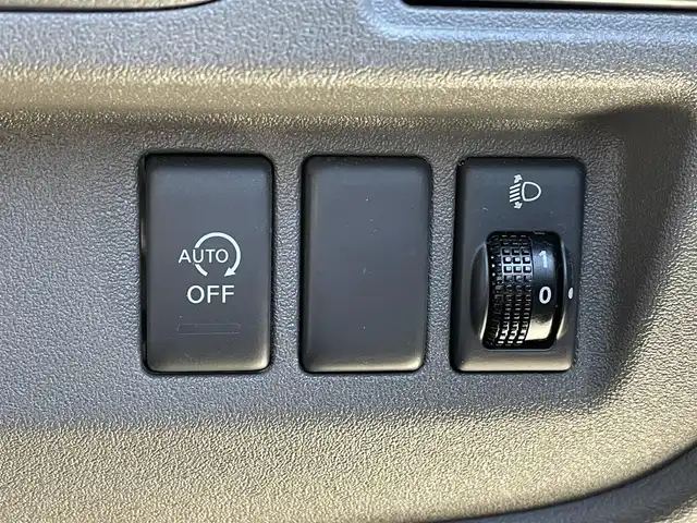 日産 マーチ ボレロ 千葉県 2013(平25)年 6万km ナイトベールパープル 純正SDナビ【MM113D-W】/バックカメラ/インテリジェントキー/ヘッドライトレベライザー/純正14インチアルミホイール/本革巻きステアリング/社外ドライブレコーダー/ETC/オートライト/アイドリングストップ/新車時保証書＆取扱説明書