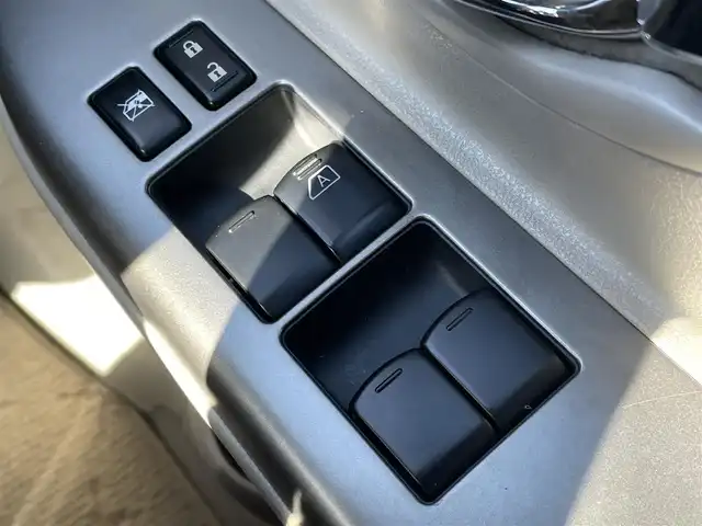 日産 マーチ ボレロ 千葉県 2013(平25)年 6万km ナイトベールパープル 純正SDナビ【MM113D-W】/バックカメラ/インテリジェントキー/ヘッドライトレベライザー/純正14インチアルミホイール/本革巻きステアリング/社外ドライブレコーダー/ETC/オートライト/アイドリングストップ/新車時保証書＆取扱説明書