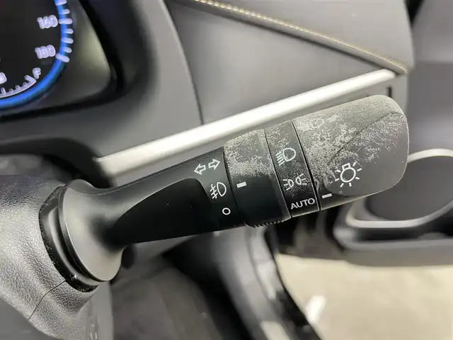 トヨタ ハリアー プレミアム 富山県 2014(平26)年 5.5万km ブラック 社外ナビ（AM/FM/DVD/BT/フルセグ）/バックカメラ/ETC/ハーフレザーシート/衝突被害軽減システム/クルーズコントロール/レーンキープアシスト/横滑り防止装置/アイドリングストップ/純正アルミホイール/純正フロアマット/オートLEDライト/オートマチックハイビーム/フォグライト/ウッドコンビステアリング/スマートキー/スペアキー